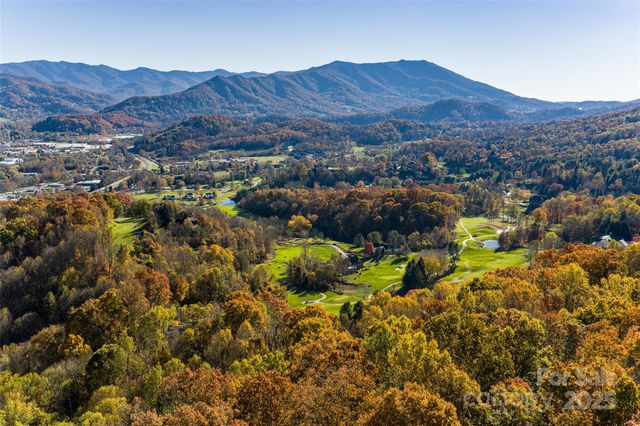 820 Laurel Ridge Drive, Waynesville, NC 28786