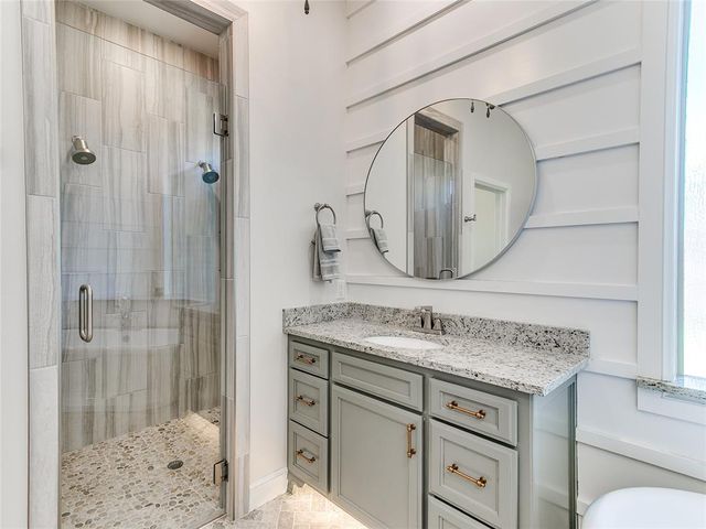 624 Sailboat Bridge Way, Edmond, OK 73034