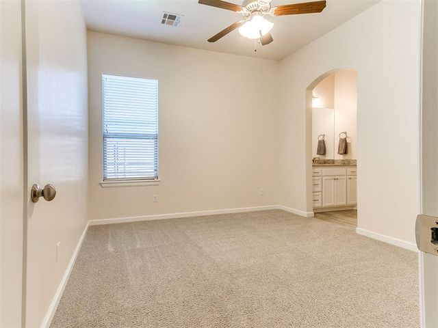 624 Sailboat Bridge Way, Edmond, OK 73034