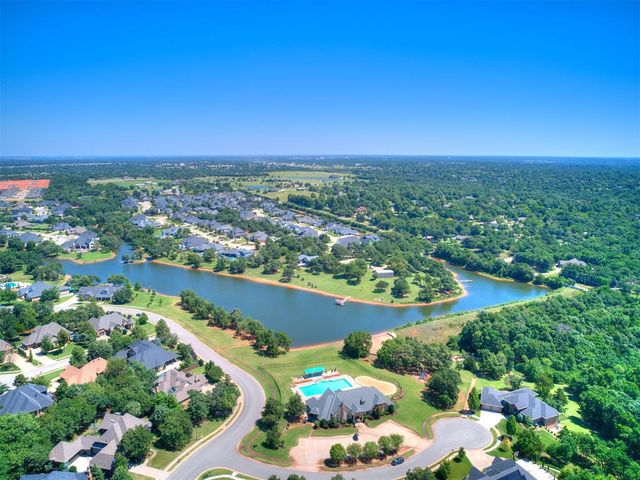 624 Sailboat Bridge Way, Edmond, OK 73034