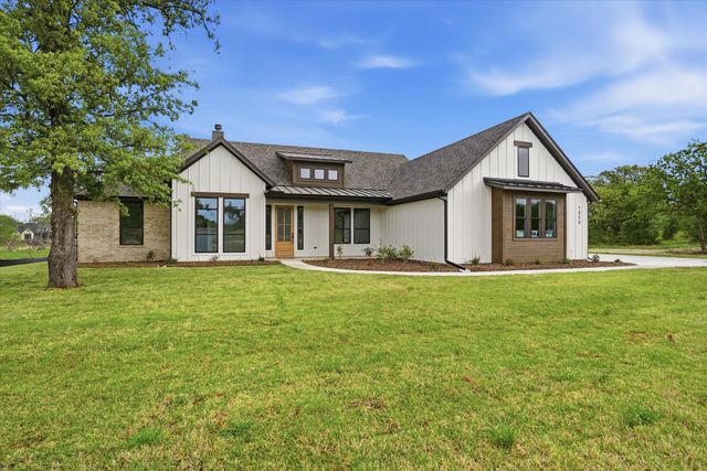 1050 Silver Sage Trail, Weatherford, TX 76085