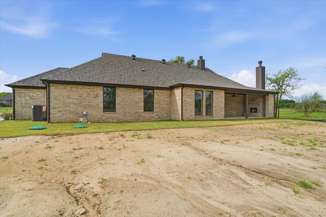 1050 Silver Sage Trail, Weatherford, TX 76085