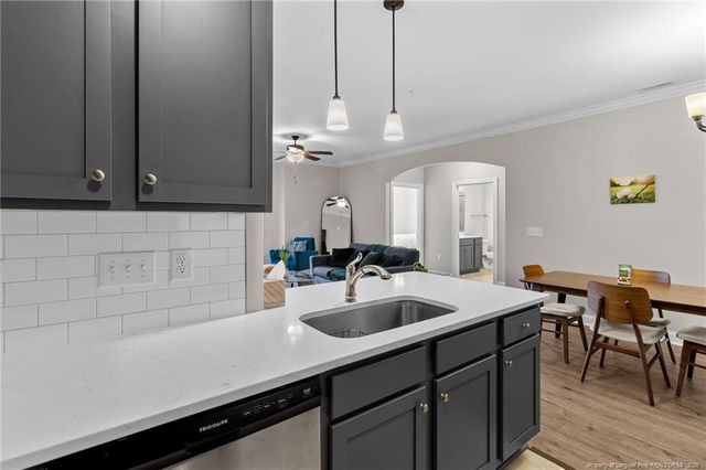 288 Gallery Drive 301, Spring Lake, NC 28390