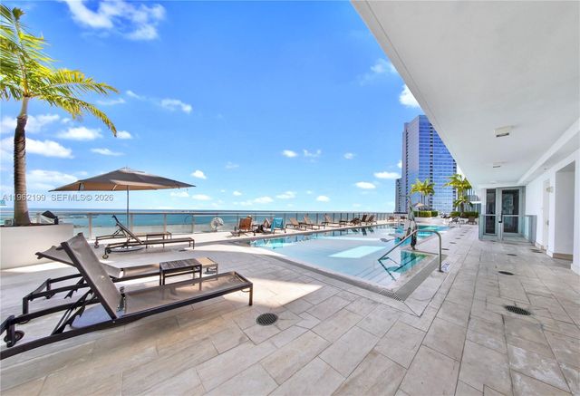 1300 Brickell Bay Dr 1910, Miami, FL 33131
