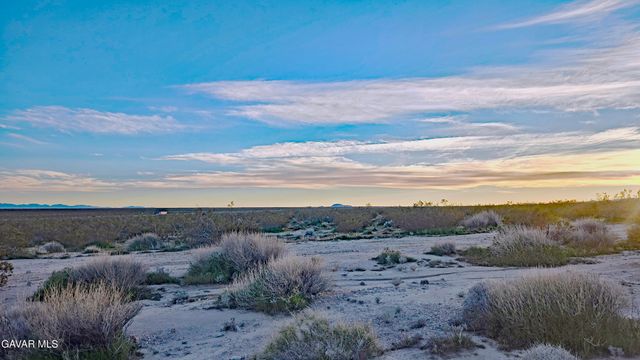 Rose Avenue, Mojave, CA 93501