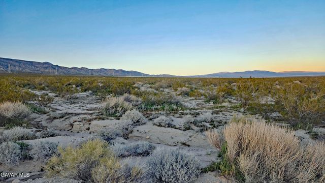 Rose Avenue, Mojave, CA 93501