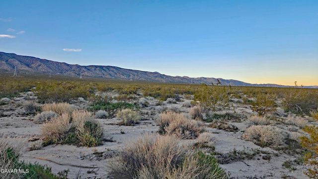 Rose Avenue, Mojave, CA 93501