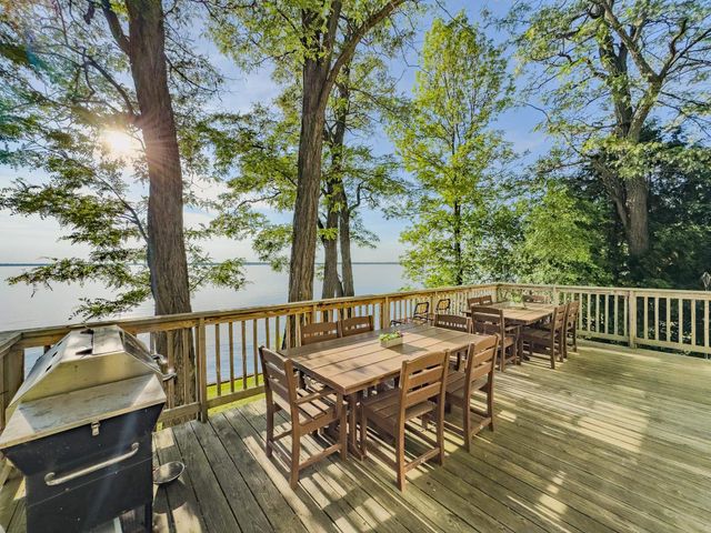 168 Maquam Shore Road, Swanton, VT 05488