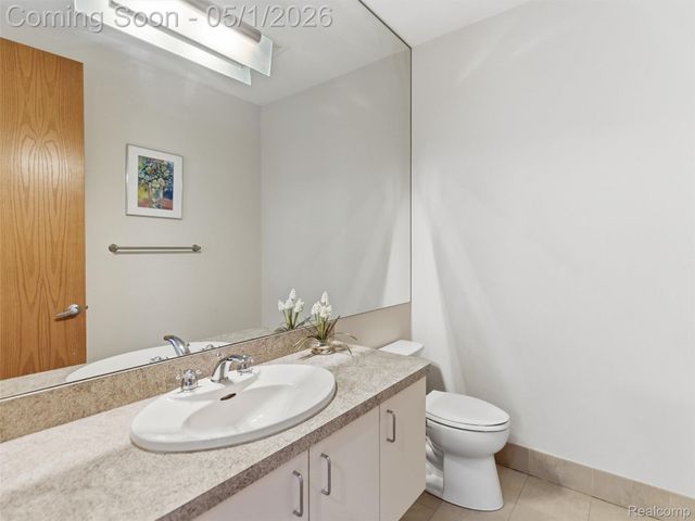 8390 Warwick Groves Court, Grand Blanc Charter Township, MI 48439
