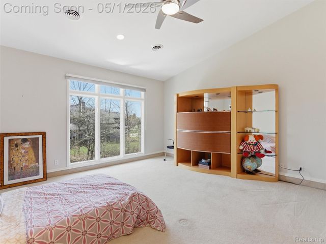 8390 Warwick Groves Court, Grand Blanc Charter Township, MI 48439