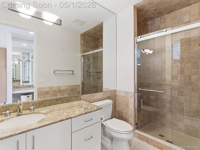 8390 Warwick Groves Court, Grand Blanc Charter Township, MI 48439
