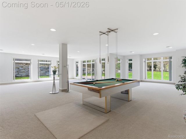 8390 Warwick Groves Court, Grand Blanc Charter Township, MI 48439