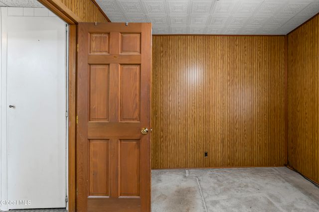 268 E Maryland Avenue, East Greenbush, NY 12144