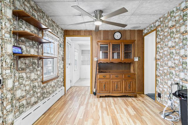 268 E Maryland Avenue, East Greenbush, NY 12144