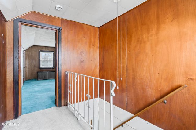 268 E Maryland Avenue, East Greenbush, NY 12144