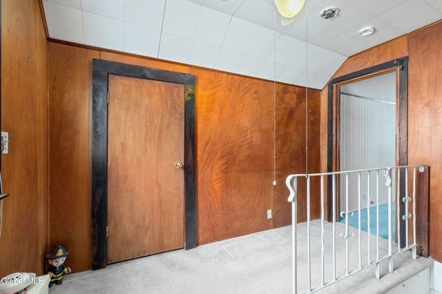 268 E Maryland Avenue, East Greenbush, NY 12144