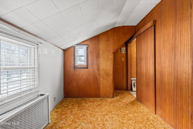 268 E Maryland Avenue, East Greenbush, NY 12144