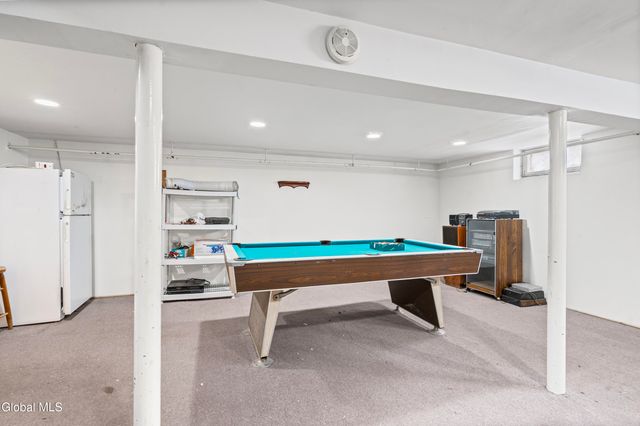 268 E Maryland Avenue, East Greenbush, NY 12144