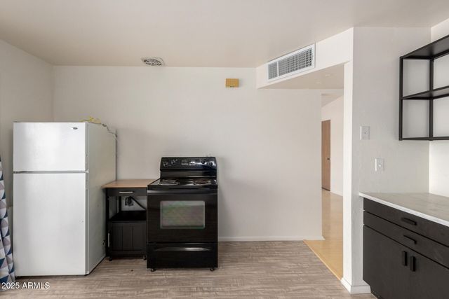 2270 E ALPINE Avenue, Mesa, AZ 85204