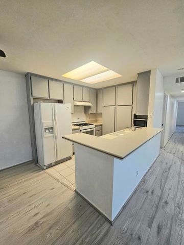 31200 Landau Boulevard 2101, Cathedral City, CA 92234