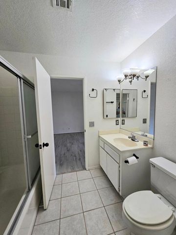 31200 Landau Boulevard 2101, Cathedral City, CA 92234