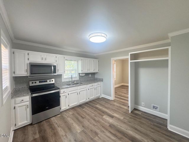 2207 Troendly Street, Burlington, NC 27217