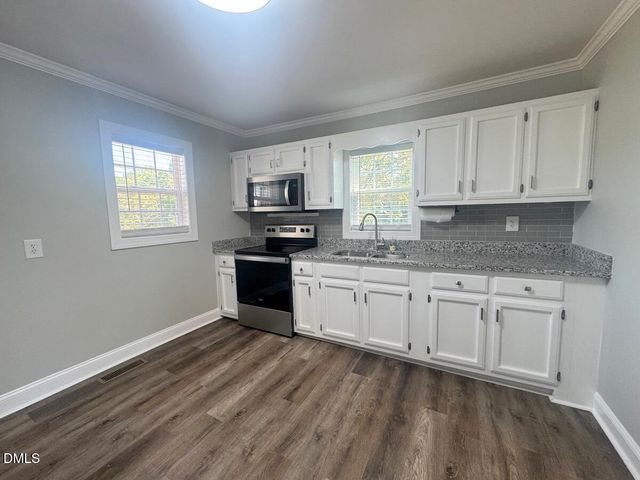 2207 Troendly Street, Burlington, NC 27217