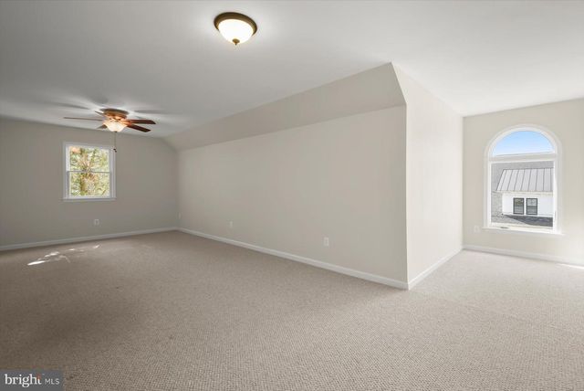 2429 N POTOMAC ST, Arlington, VA 22207