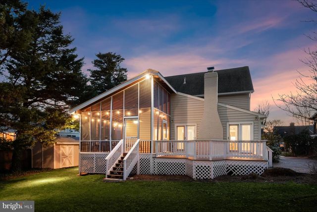 2429 N POTOMAC ST, Arlington, VA 22207