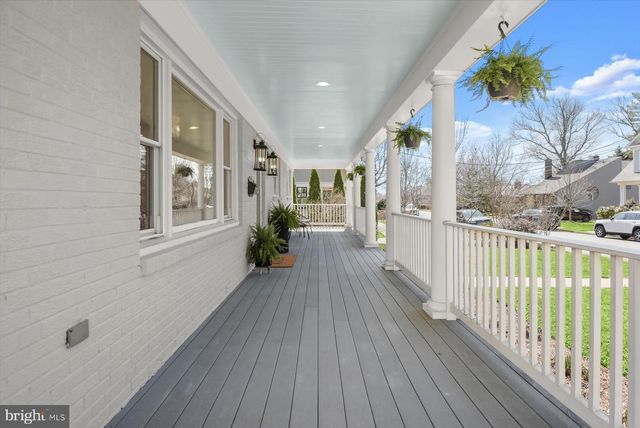 2429 N POTOMAC ST, Arlington, VA 22207