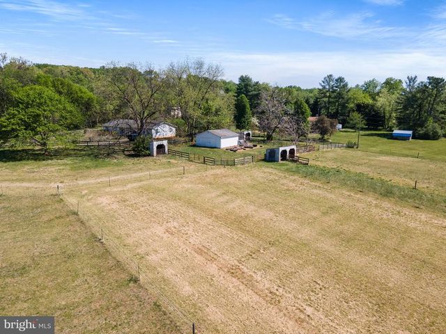 12101 GREENWOOD RD, Orange, VA 22960