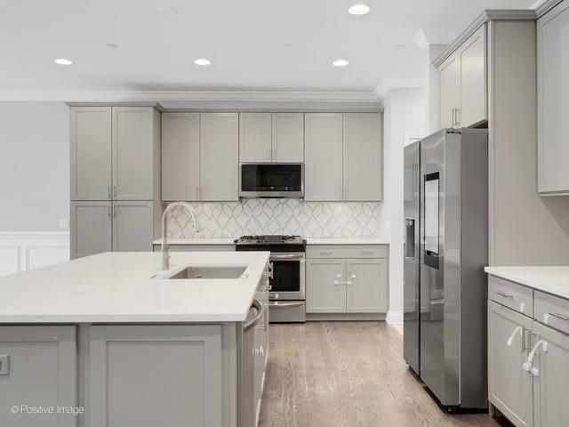 3728 Provenance Way, Northbrook, IL 60062