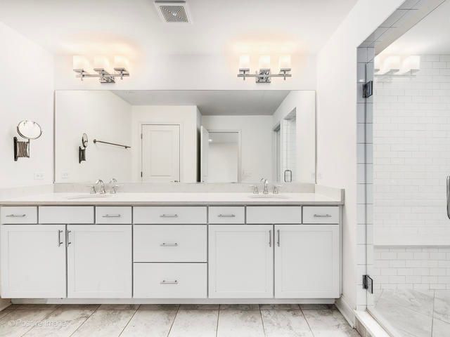 3728 Provenance Way, Northbrook, IL 60062