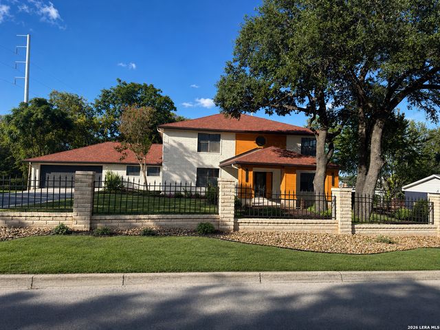 3919 MIDVALE DR, San Antonio, TX 78229