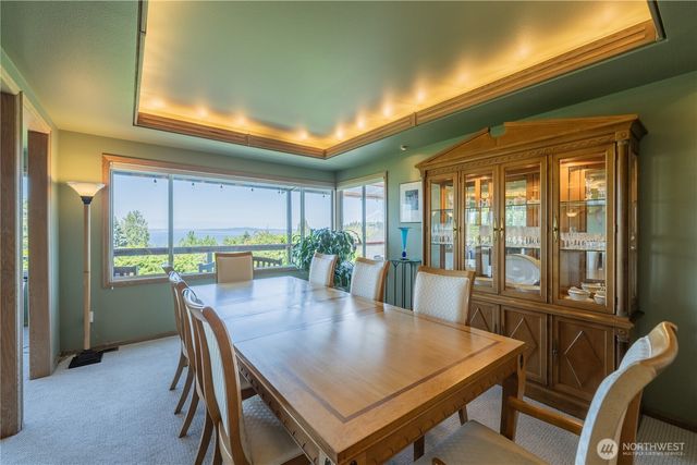 9297 44th Avenue SW, Seattle, WA 98136