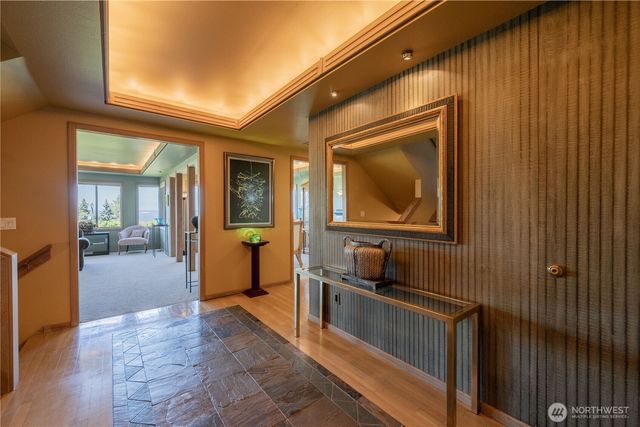 9297 44th Avenue SW, Seattle, WA 98136