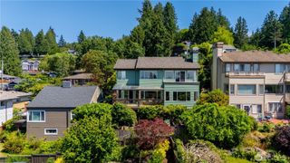 9297 44th Avenue SW, Seattle, WA 98136
