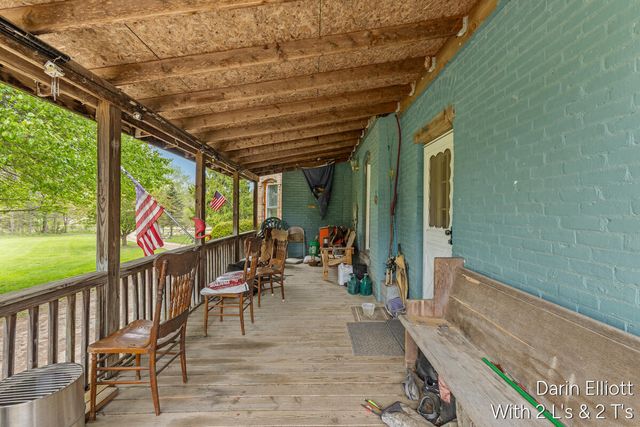 4522 Nickleplate Road, Ionia, MI 48846