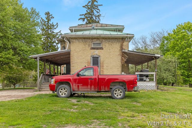 4522 Nickleplate Road, Ionia, MI 48846