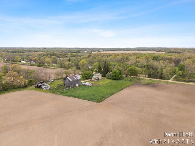 4522 Nickleplate Road, Ionia, MI 48846