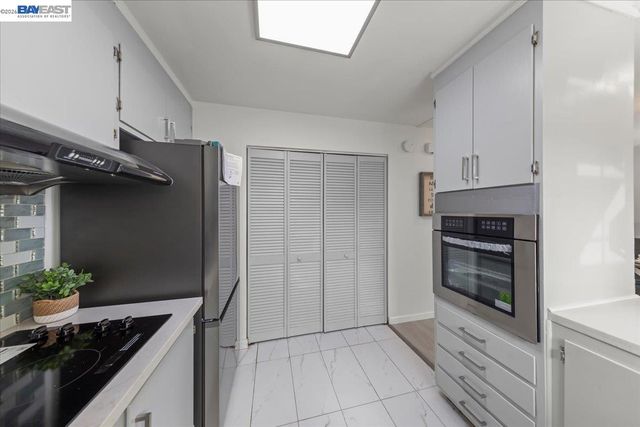 5447 Farina Ln, Fremont, CA 94538