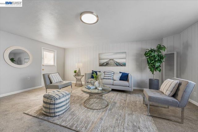 5447 Farina Ln, Fremont, CA 94538