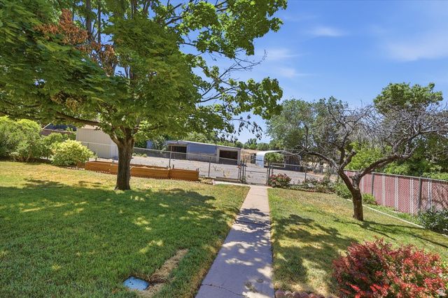 555 W 300 N, Clearfield, UT 84015