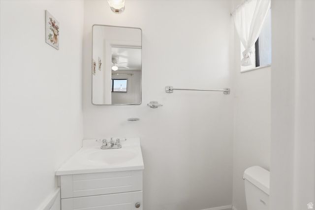 555 W 300 N, Clearfield, UT 84015