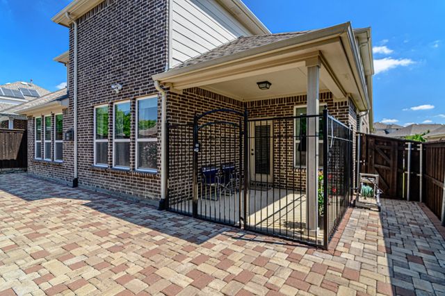 2720 Gulf Shore Drive, Lewisville, TX 75067