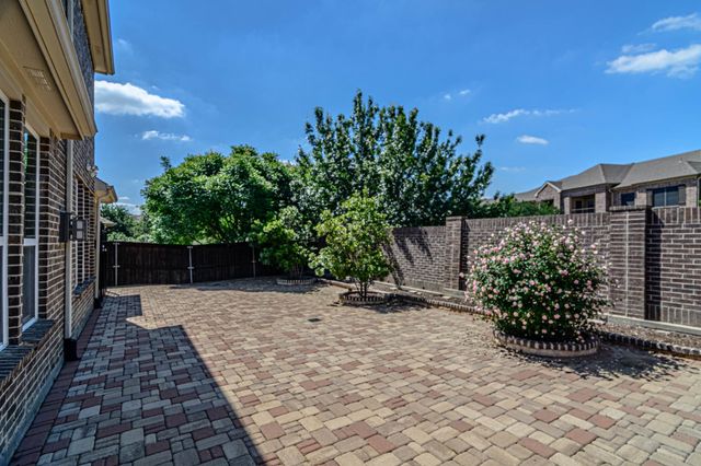 2720 Gulf Shore Drive, Lewisville, TX 75067