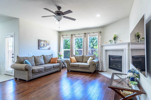 2720 Gulf Shore Drive, Lewisville, TX 75067