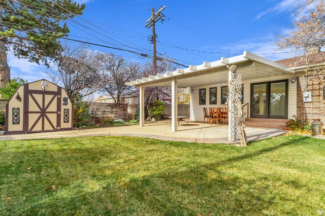 3385 W MEADOWBROOK DR, West Valley City, UT 84119