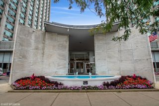 3600 N Lake Shore Drive 803, Chicago, IL 60613