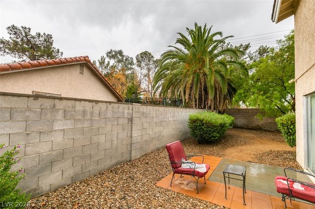 102 Boysenberry Lane, Henderson, NV 89074